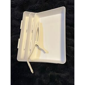 Pampered Chef 4 Piece Set Breading Dipping Trays